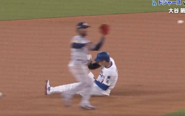 変わってる…！ 大谷翔平、進化した“新スライディング”に衝撃「バケモンやん」「エグい」 余裕で二塁を陥れる“爆速盗塁”に球場騒然