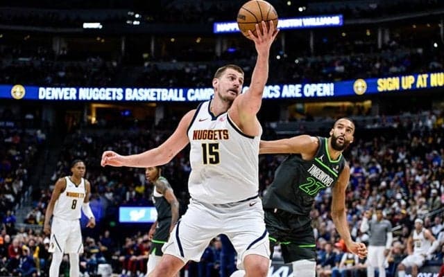 “エイプリルフール”にMVP男たちが超ド級の大活躍…60得点超トリプルダブルに3P12本含む52得点