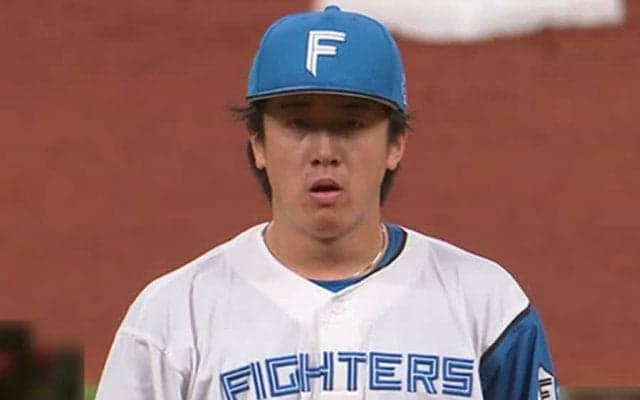 現役ドラフトで加入の吉田賢吾、古巣相手にプロ初HR　日本ハムが本拠地初白星