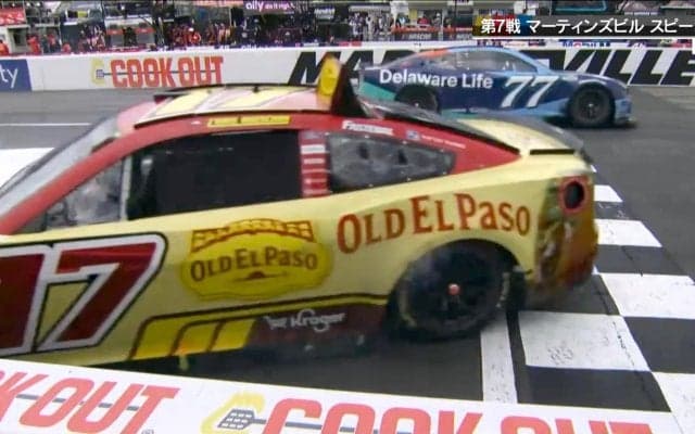 何が起きた！？ 米レースで“珍事”…後向きでゴールライン通過の衝撃シーン「ガッツリ押されてる」騒然