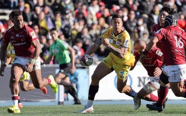 ピッチを離れれば穏やか。ジャージーを着ると入る、イズラエル・フォラウの“闘うスイッチ”