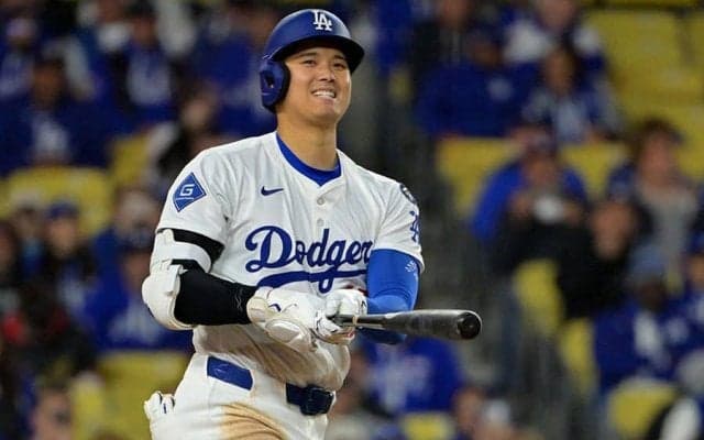 大谷翔平ゆえに起こる“高額取引”　サヨナラHRで強きの出品も…通常版で73万円の衝撃