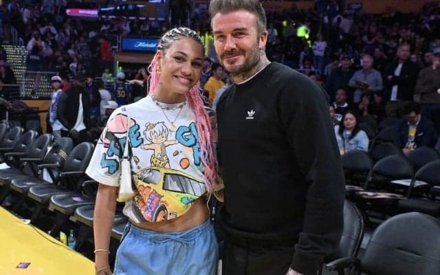 レイカーズvsウォリアーズにJ-HOPEやベッカムなど豪華ゲストが集結…ロッドマン娘も登場