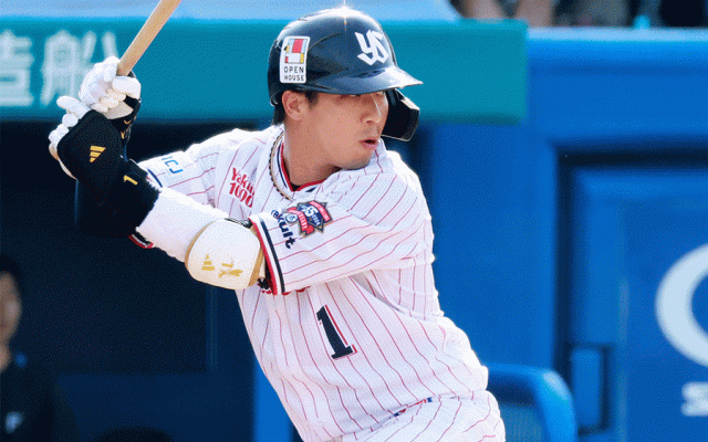 山田哲人、通算300号を達成　プロ野球史上46人目…今季初安打が1号、神宮球場は大歓声