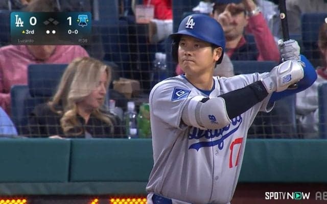 大谷翔平、風に押し戻された幻の“一打”…通常ならスタンドイン？センターからの強風は敵地の洗礼