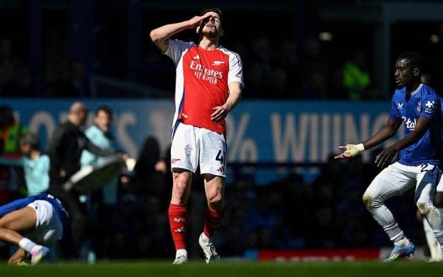 アーセナルがエバートン相手に痛恨ドロー…逆転優勝は絶望的でCLマドリー戦へ弾み付けられず【プレミアリーグ】