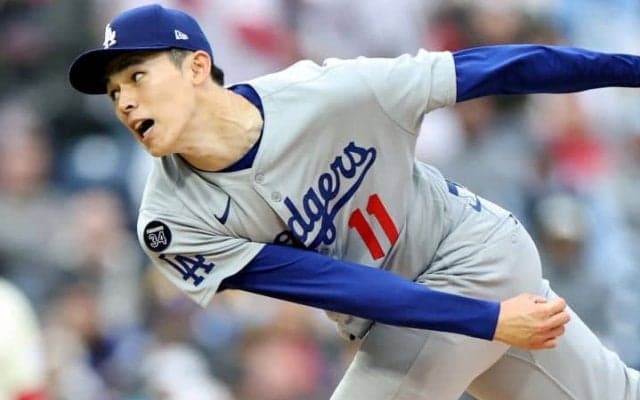 「涙を浮かべた投手とは違った」初勝利まであと3つも評価は上々 無念の降板となった佐々木朗希を米絶賛「アンチを黙らせた」