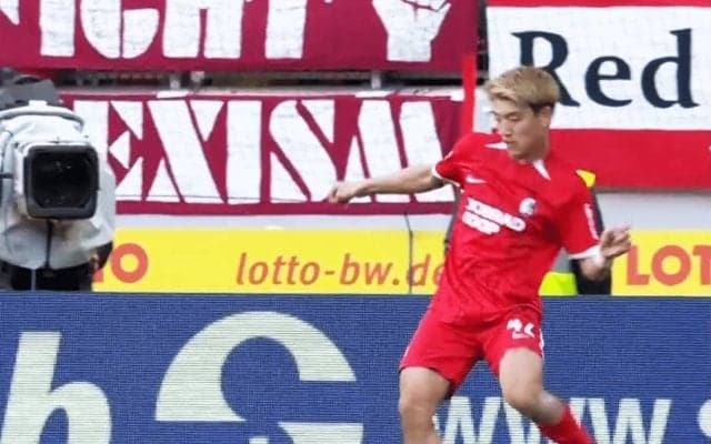 敵将が激昂！ 堂安律、ゴラッソを超絶アシスト「うますぎやろ」「よく見てた」「速い」爆速の裏抜け→絶品パスで意地のゴールを演出した瞬間