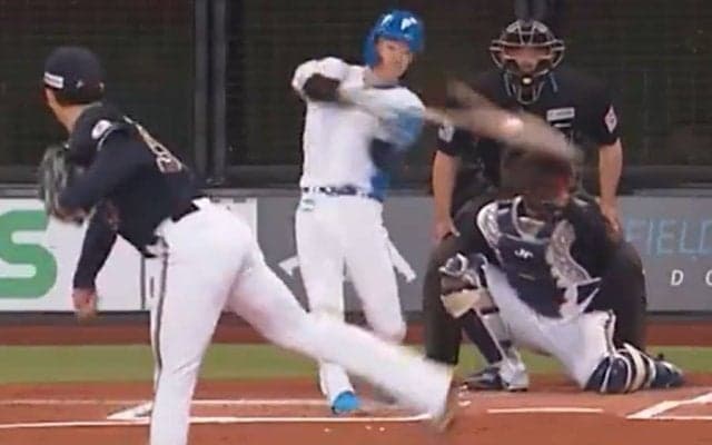 高めシバき上げ“変態弾”「あれで入るのか」　3年目ドラ1にファンツッコミ「投手じゃないの？」