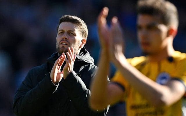 「コントロールが難しかった」退場者3人、荒れた試合で数的有利も敗戦のブライトン指揮官「過剰反応しないことが非常に重要」