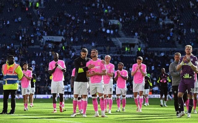 菅原由勢所属のセインツが7戦残してプレミア最速降格…スパーズは4戦ぶり白星【プレミアリーグ】