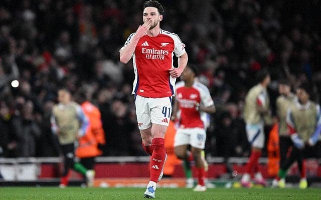 ライスが圧巻の直接FK2発！　アーセナルが王者マドリーに3-0先勝でベスト4進出に王手【CL】