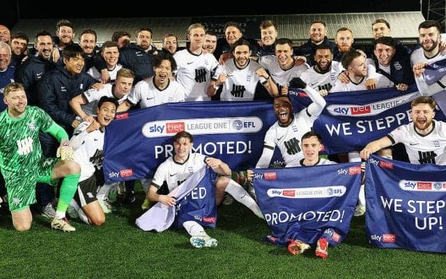 岩田智輝＆横山歩夢所属のバーミンガムがチャンピオンシップ昇格！　1年での英2部復帰を果たす