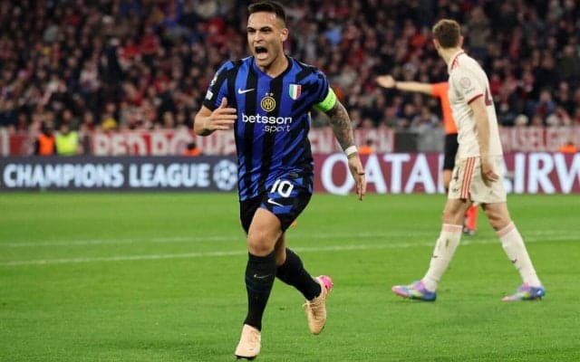 技巧シュートで先制点もたらしたラウタロ、｢目の前にたくさん選手が居たから反対の足でシュートした｣