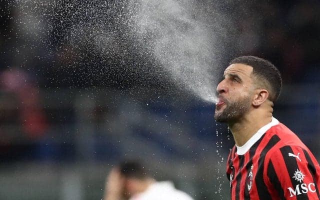 ウォーカーがトレーニング中に右ヒジを骨折し手術、全治1カ月との見方も