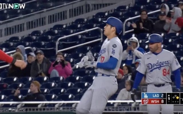 何が起きた？ 大谷翔平に「泣ける」 最後まで諦めない姿勢がカッコ良すぎる… 最終回に見せた“神走塁”にファン感動「これが大谷さん」