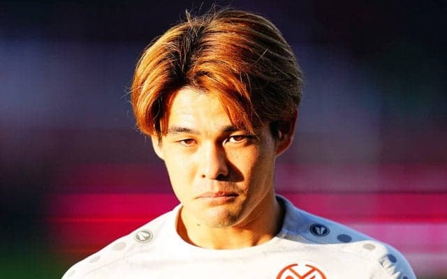 【プレミアリーグ】佐野海舟の市場価値が右肩上がり　滅法強い１対１は「マンＣ新時代」の旗手になれる能力