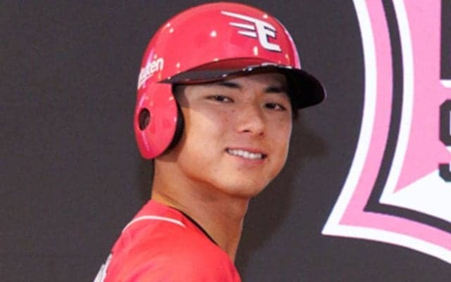 楽天の夏ユニが攻めすぎ!?　「最高に好きな色！」女性ファンの争奪戦必至か