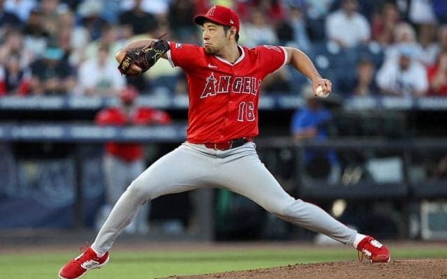 菊池雄星、6回4失点で降板　初回に満塁弾を浴び呆然…3戦連続で6回投げ切るも、防御率5.00