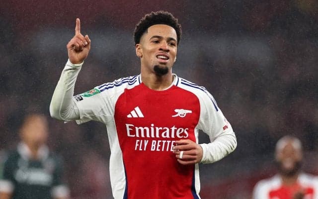 アーセナルがアカデミー育ちの18歳MFヌワネリと契約延長へ、同じ18歳DFルイス＝スケリーも交渉スタート