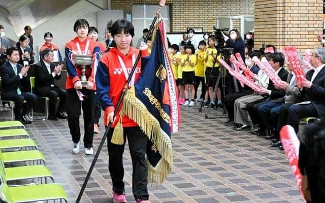 全国大会9連覇の柳井商工女子バドミントン部「次は10連覇」　山口