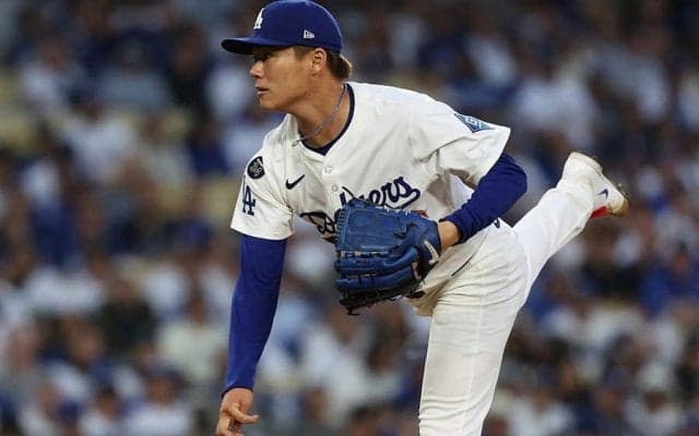 山本由伸は「どうやって打てって…」　米識者も驚愕した1球、海外脱帽「えげつない」