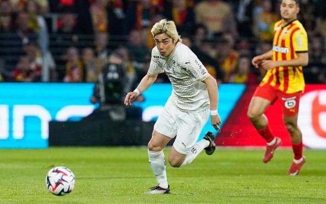 「おめでとう」「更なる活躍を」伊東純也がスタッド・ランスで100試合出場！ 大黒柱として98試合で先発「キレキレな姿を見せて」