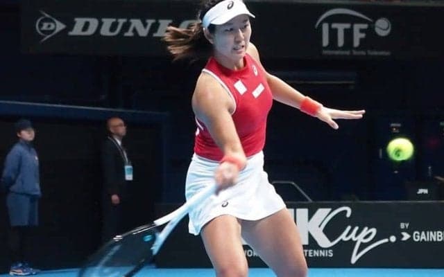 内島萌夏、2本のマッチポイントを防いでエース対決を制す！2勝0敗で日本がルーマニア下す[女子国別対抗戦BJK杯]