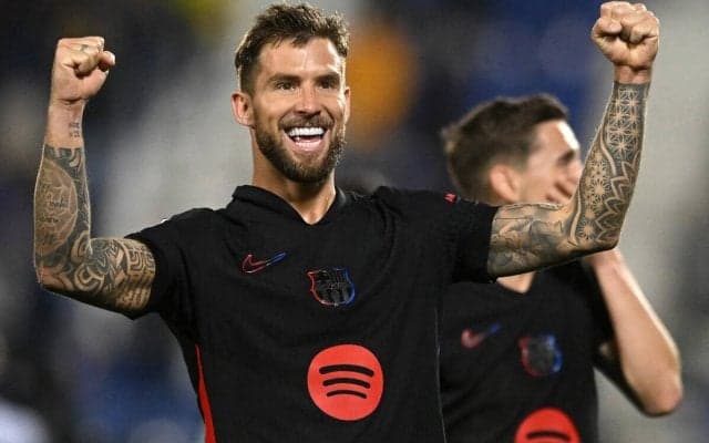 ウノセロ辛勝のバルセロナ、フリック監督は後半ATでのイニゴ・マルティネスの完璧タックルを称賛｢ゴールのように喜んだ｣