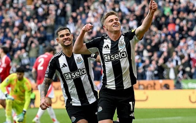 4発完勝のニューカッスルが赤い悪魔にシーズンダブルで4位浮上！　惨敗ユナイテッドは4戦未勝利でELリヨン戦へ【プレミアリーグ】