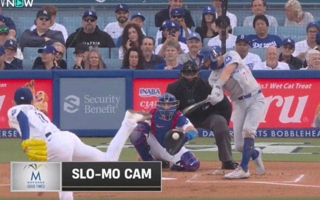 何を投げた…？ 佐々木朗希に“打者ビックリ”「悪魔的だ…」 “謎の軌道”で急落下→世界最高レベルの“魔球”にファン騒然「かすりもしない」