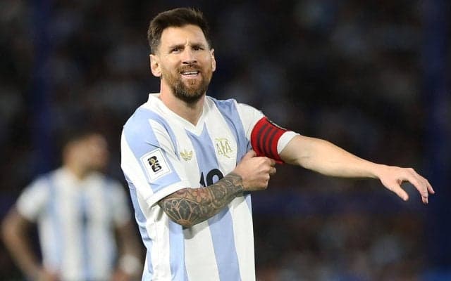 連覇が懸かるメッシの2026年W杯出場は？ 元同僚でもあるマスチェラーノ監督が言及「アルゼンチン人としてはプレーして欲しい」