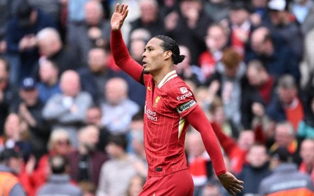 契約延長近づくファン・ダイク、リバプールの夏の大型補強に期待「この夏は大きな飛躍の夏になるはず」