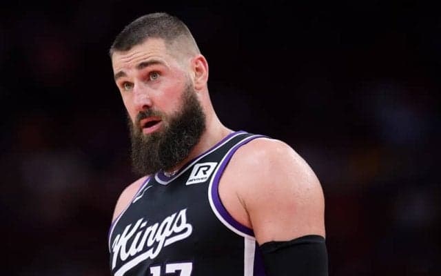 バランチュナスがグリズリーズ、ペリカンズに続いてキングスで6年連続のプレーイン出場