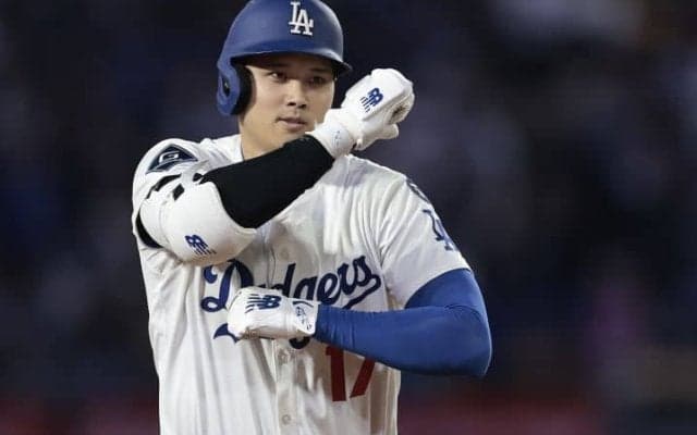 大谷翔平は「音が違う」打球速度180キロ超の5号アーチ！インパクトの瞬間に“驚愕”　第3打席も右翼へ大飛球…惜しくもアウトに