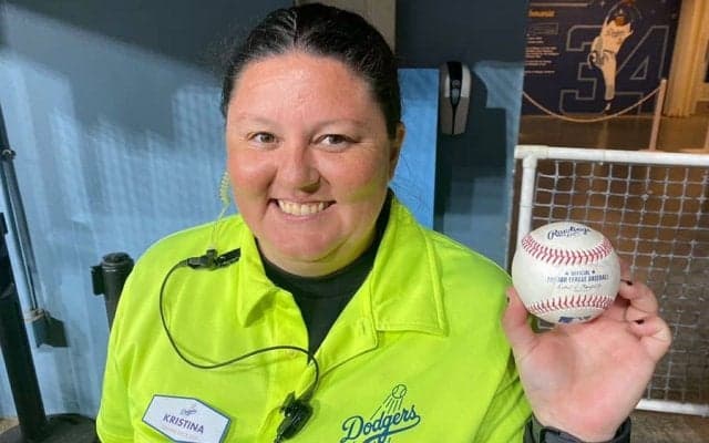 “勤務中”に大谷翔平のHR球ゲット　衝撃の瞬間にスタッフ大興奮「キープします」