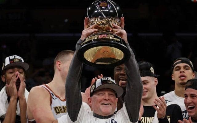 「ありがとう、ナゲッツ・ネーション」解雇されたマローン元HC、地元紙に声明を掲載