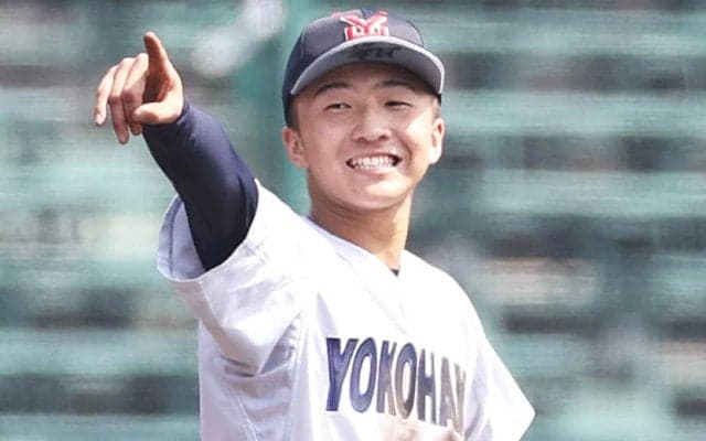 織田翔希だけじゃない！ 選抜優勝に貢献した横浜の２年生・池田聖摩は「野球と陸上の二刀流」で鍛え上げた異色の遊撃手