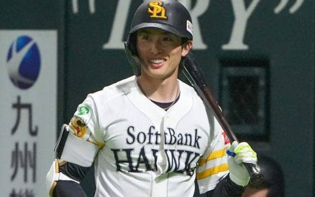 “球団史上初”攻めたデザインが「面白い」　鷹の特別ユニにX興奮「珍しいから欲しい」