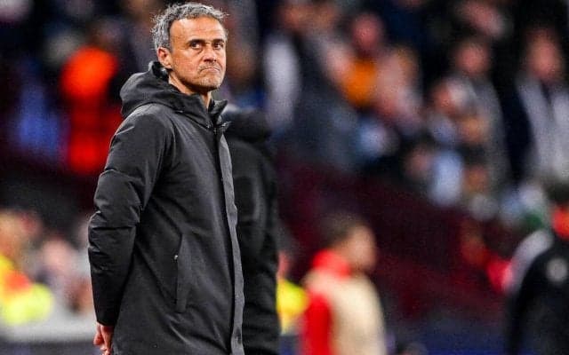 ルイス・エンリケ監督は2季連続ベスト4進出に安堵も薄氷の勝ち上がりに戒め ｢自信過剰になってはいけない｣