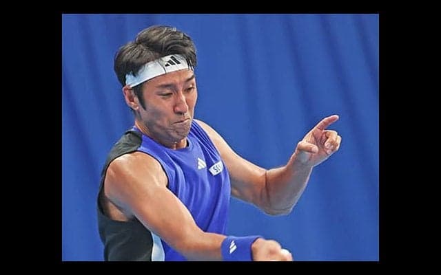 2連覇狙う内山靖崇、初戦突破