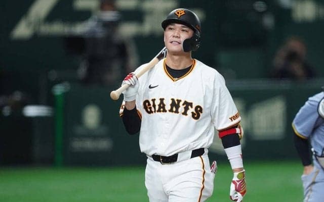 坂本勇人の“異変”　自己最悪「42.3」が示す不振の要因、復活の鍵は「眼」か