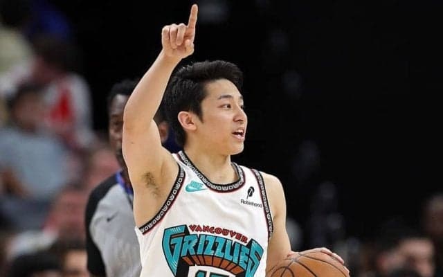 河村勇輝の”ビハインド・ザ・ヘッドパス”がNBA公式の『The State Farm Assist of the week』に見事選出