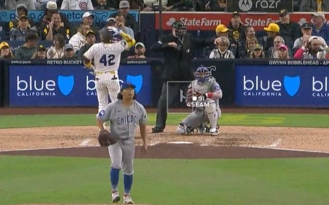 何が起きた？ カブス今永昇太の直球で“打者に異変”「そりゃ回る」「エグい」 イライラ爆発… “見逃し三振”で荒れる「なんか言ってる」