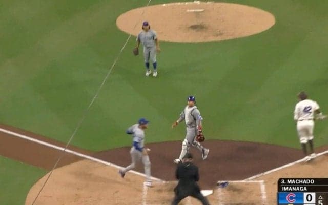 何やってんだよ！ カブス今永昇太を襲った“まさかのハプニング”「さすがに可哀想」「不運すぎる」 味方選手が“ありえないエラー”連発… ファン騒然