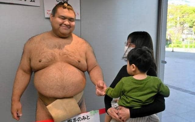 春場所V逃した土浦出身の高安関に声援　9年ぶり開催「つくば場所」