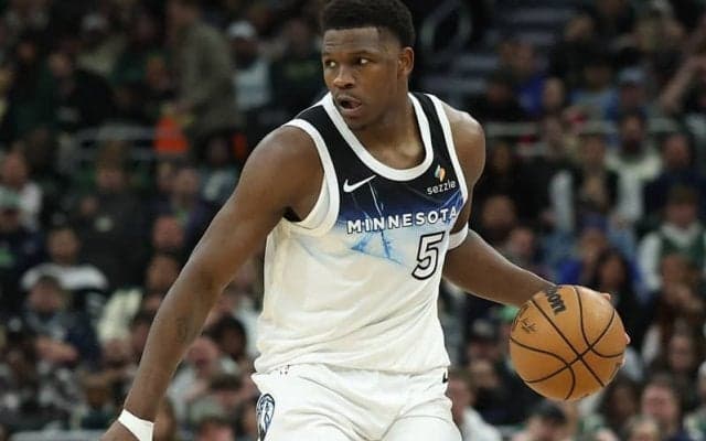 「分かったよ」…“レイカーズ優勢”の現状にウルブズのエースが反応「最高じゃないか」