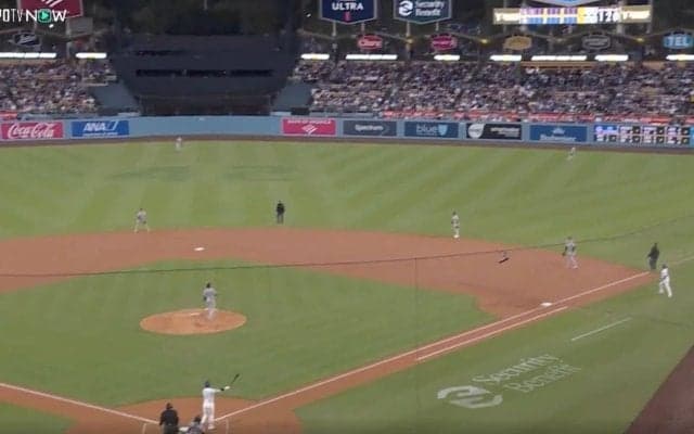 何かおかしい… 大谷翔平、超特大アーチで“目を疑う光景”「消えた？」「飛ばしすぎ」 とんでもない飛距離にファン騒然「大谷さんらしいホームラン」