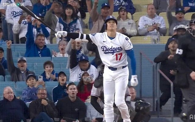 大谷翔平、137m特大アーチの直前にあった好調の証　ロバーツ監督「広げすぎないように」助言光った“初球の動き”
