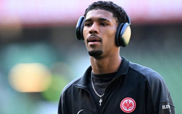 ユナイテッドの守護神問題、フランクフルトの22歳GKを狙う？ 移籍金は最低97億円か